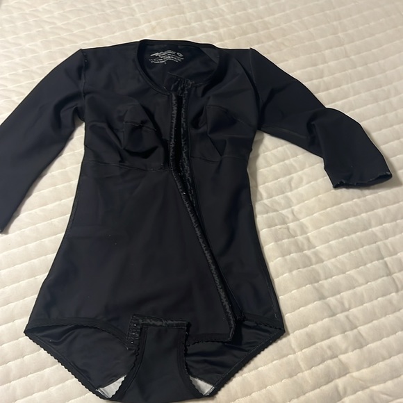 Marena Recovery Compression Bodysuit - L - Picture 2 of 5